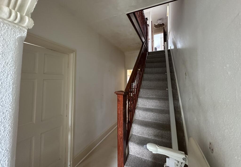Lyndhurst Road, Exmouth, EX8 photo 2