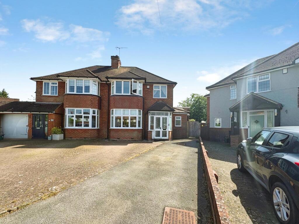 Main image of property: Ash Grove, Aylesbury, Buckinghamshire