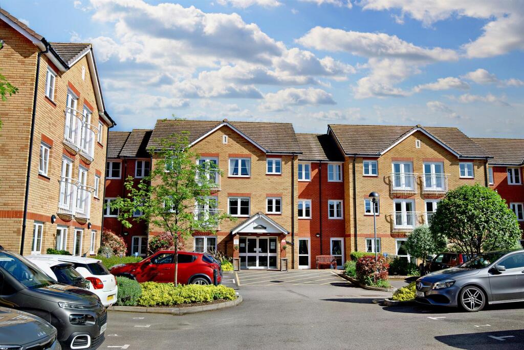 Main image of property: Goodes Court, Baldock Road, Royston