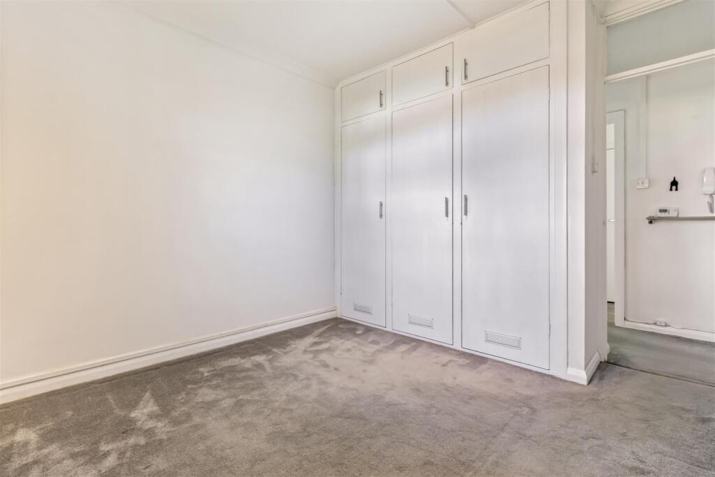 Apartment in Worthing, Goring-by-Sea - View 5