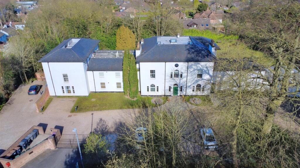 Main image of property: Town Street, Bramcote, Nottingham