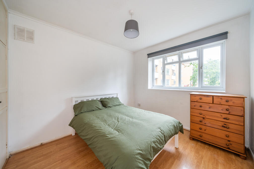 Apartment in London - View 5
