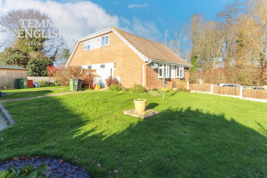 Main image of property: Beauchamps Drive, Wickford, SS11
