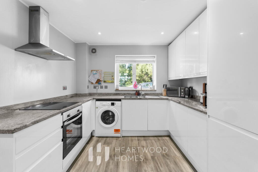 Main image of property: The Ridgeway, St. Albans, AL4 9TX