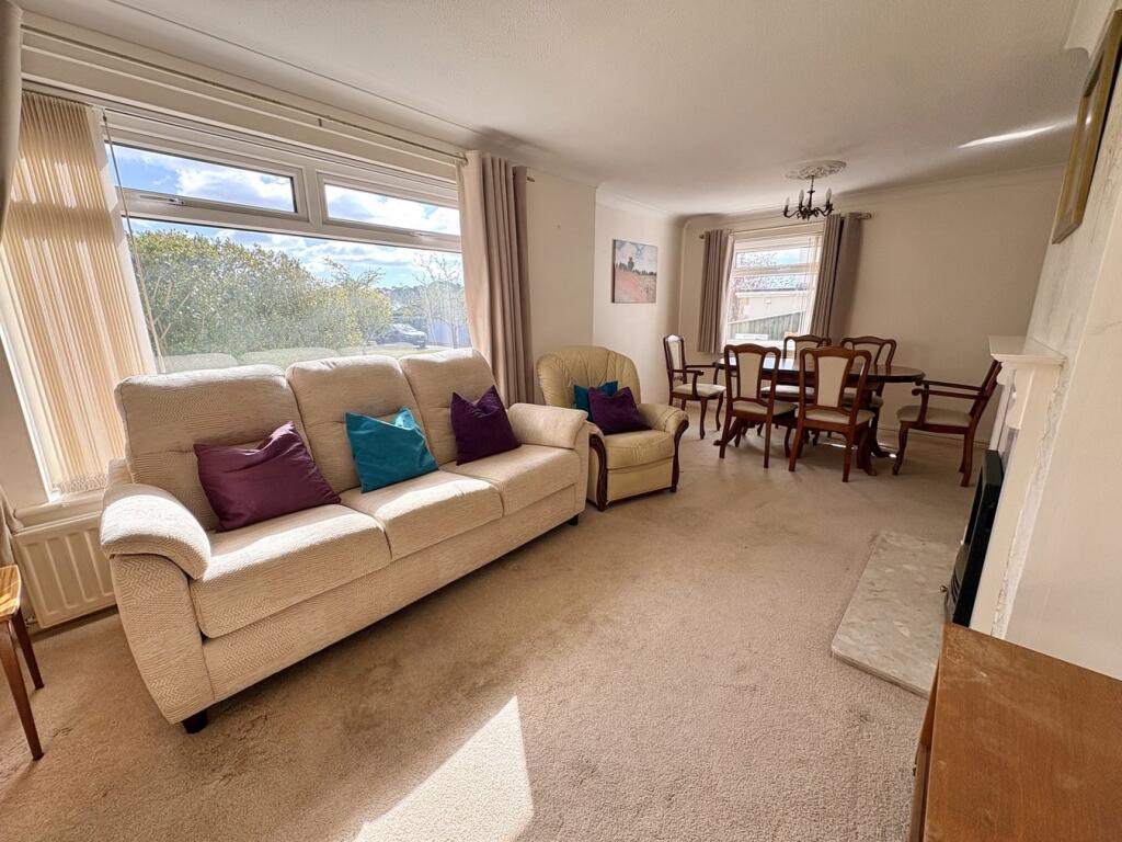 Additional image 5 of South Western Crescent, Lower Parktsone, Poole, BH14