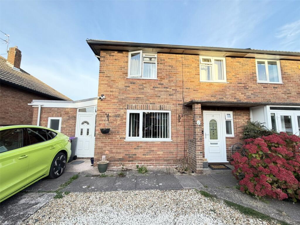 3-bed semi-detached on Hartshill Avenue, Oakengates, Telford, Shropshire, TF2, £210,000