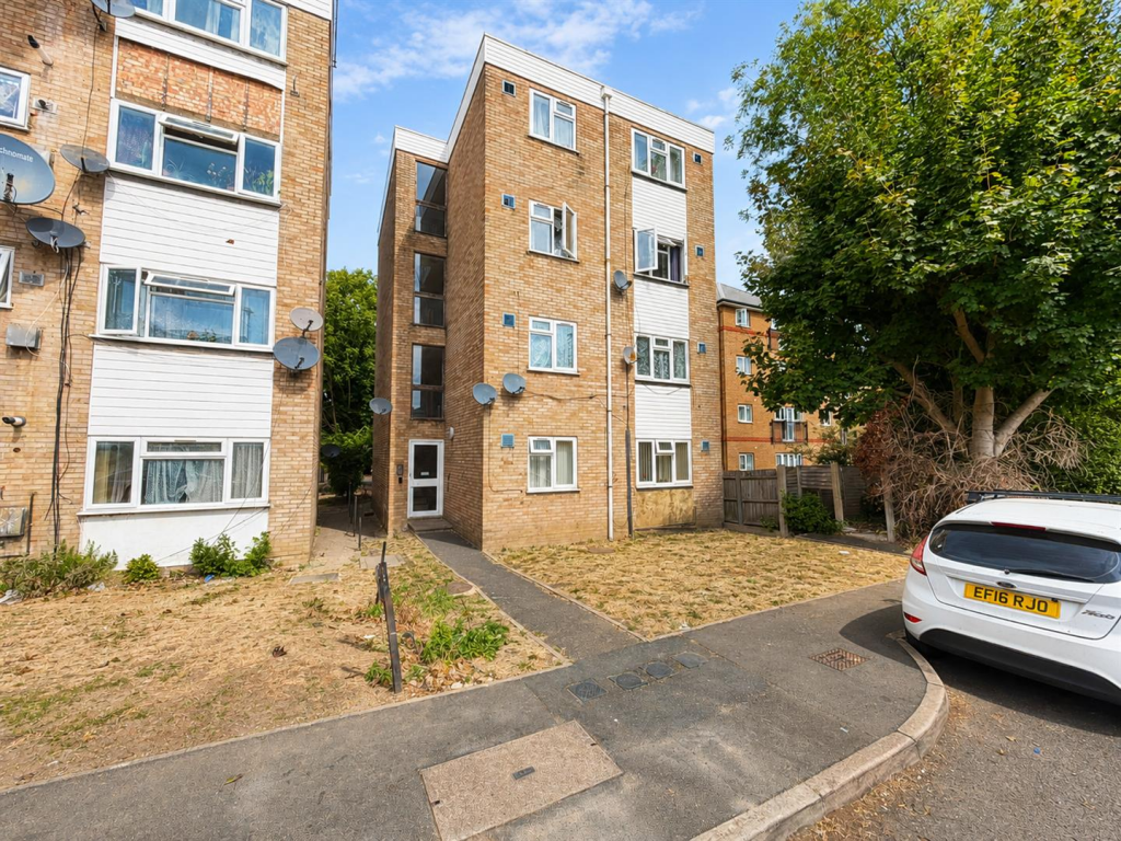 Main image of property: Wivenhoe Court, Staines Road, Hounslow, TW3