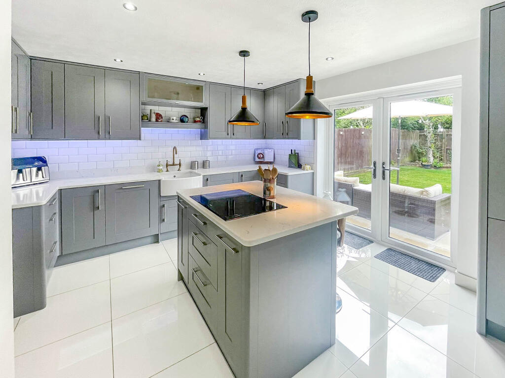 House in Leeds - View 2