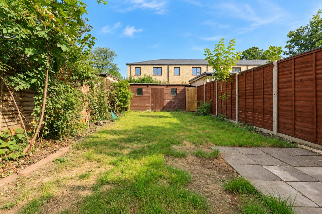 House in London - View 3