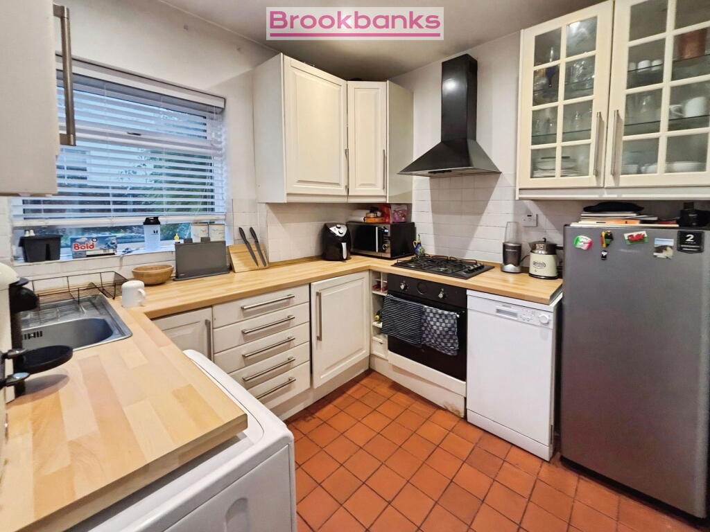 Main image of property: Church Road, Bexleyheath, DA7 4DD