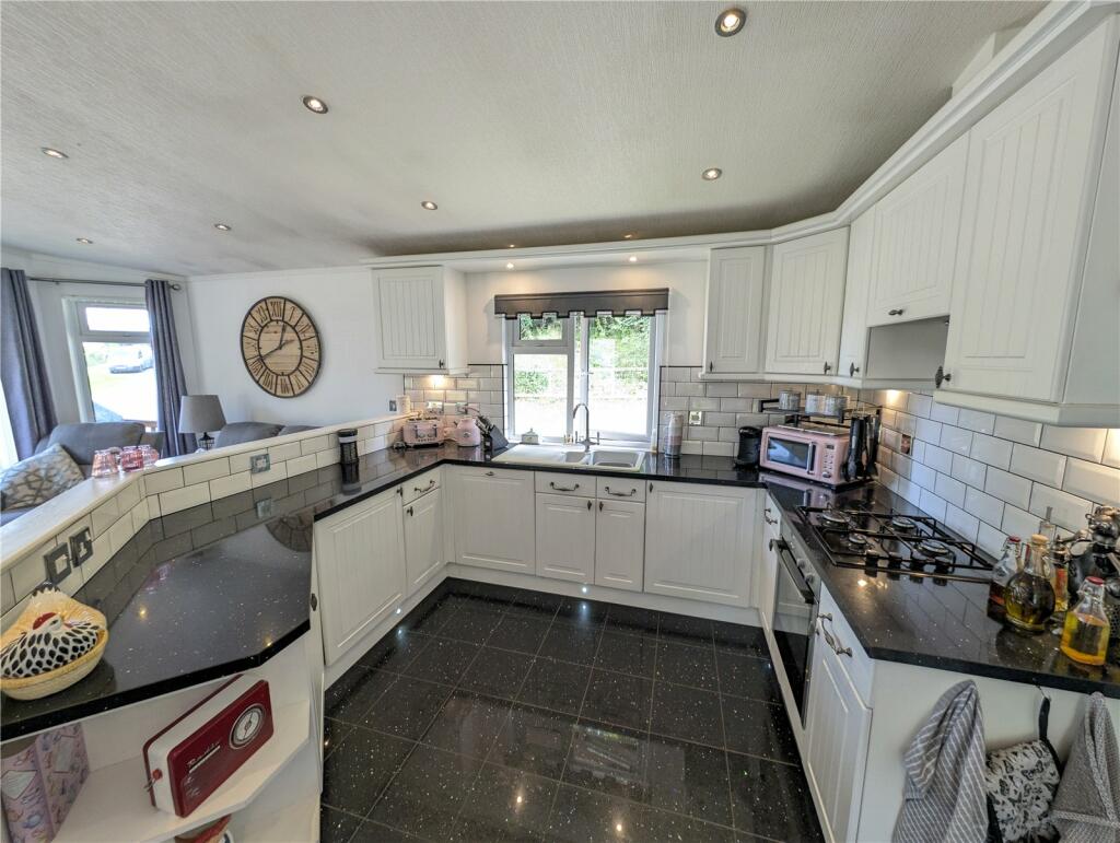 The Lodge, 1 Lake View, Buildwas, Shropshire, TF8 photo 2
