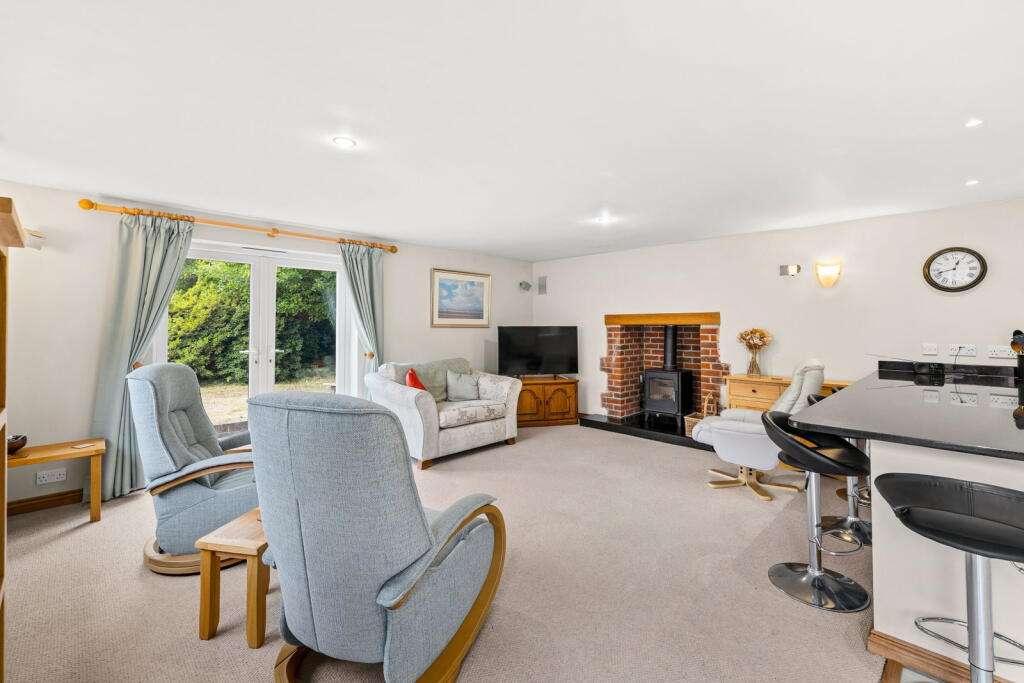 House in Redhill - More