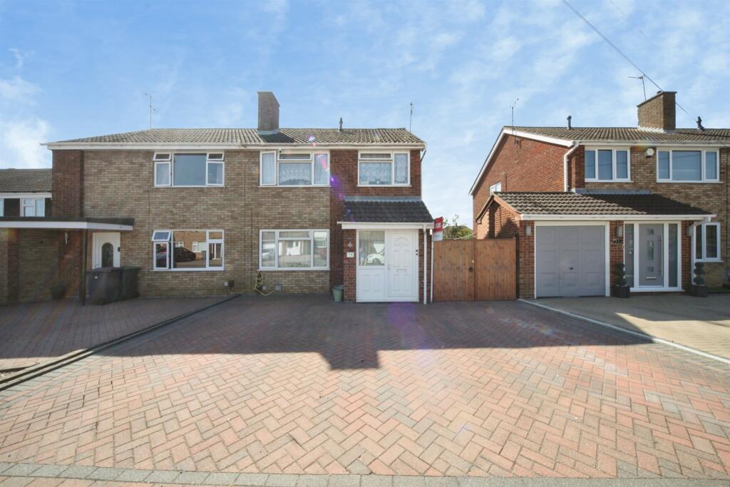 Main image of property: Galston Road, Luton