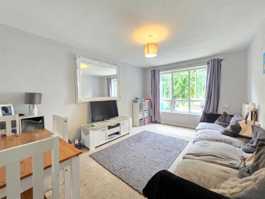 Main image of property: Aidan Close, Dagenham