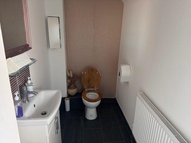WC.jpg