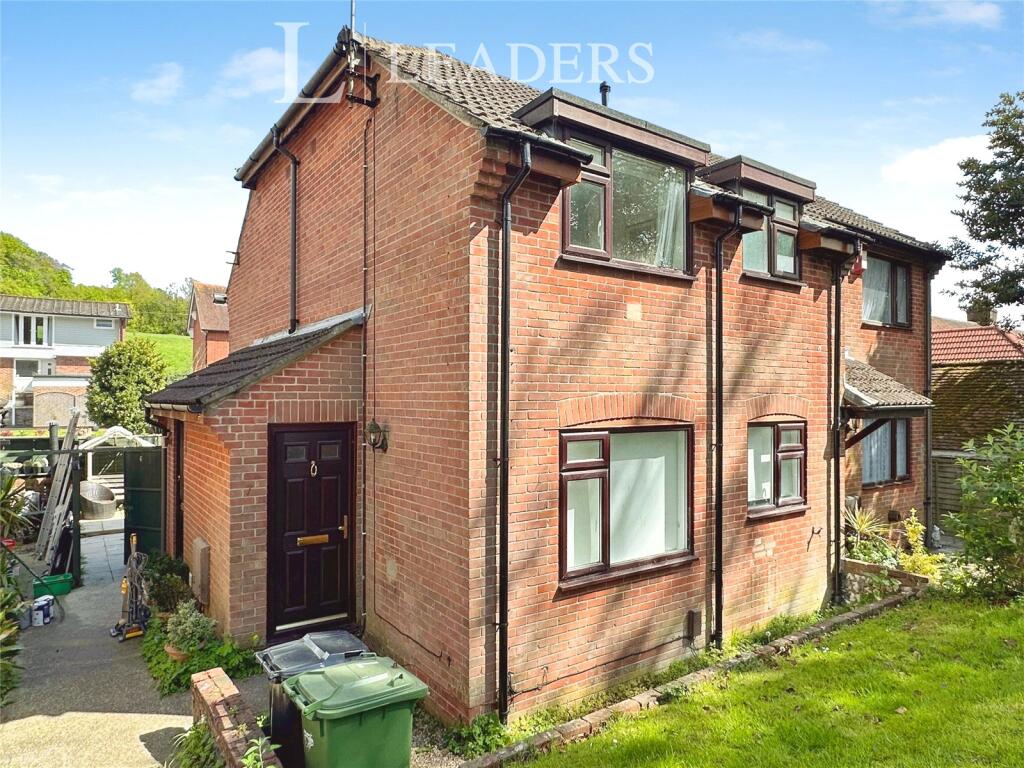 Main image of property: The Yews, Horndean, Waterlooville