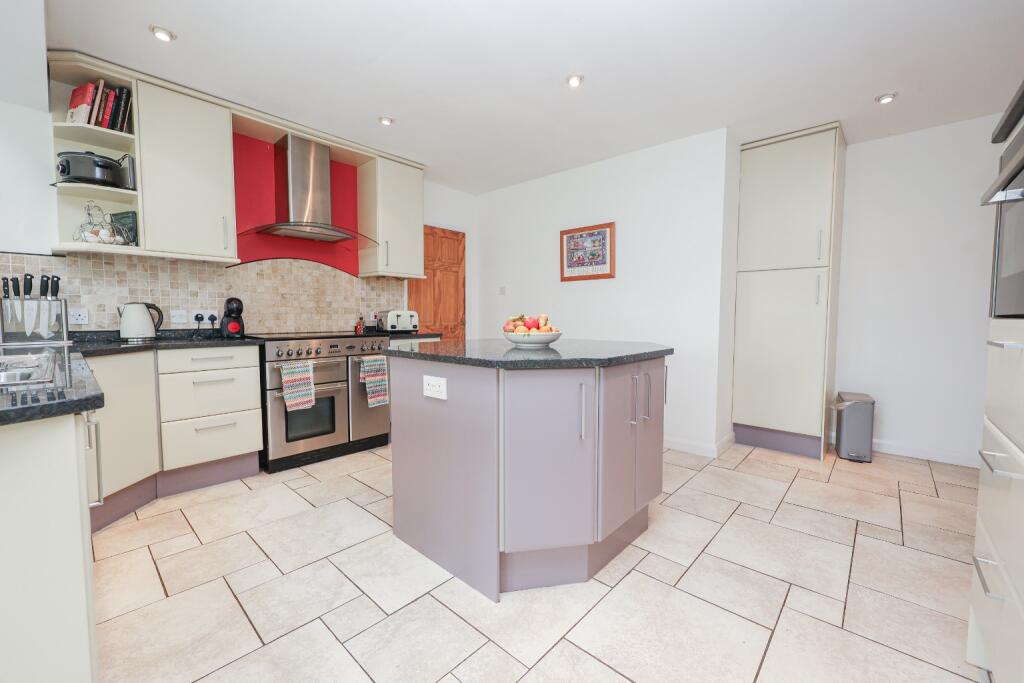 House in North Kesteven, Dunston - View 4