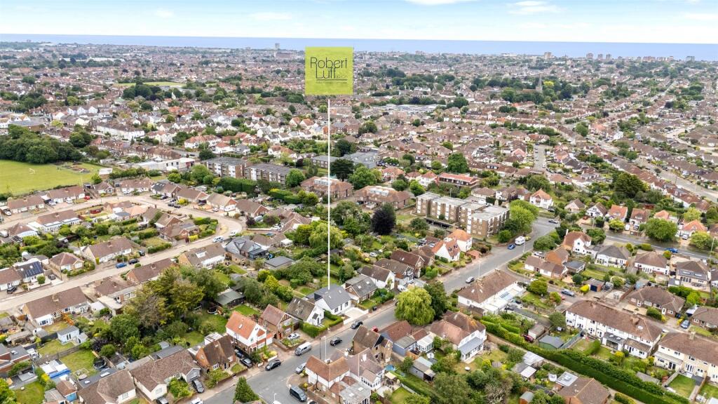 Stone Lane, Worthing - More