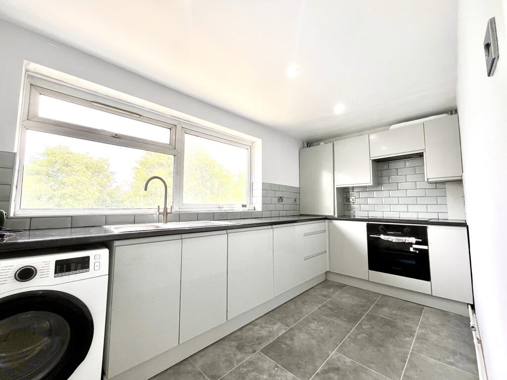 Main image of property: London Road, Bromley BR1