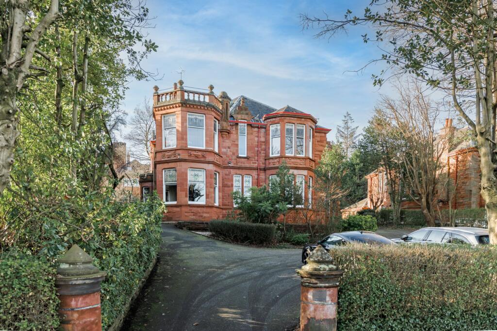 Main image of property: 8 Whittingehame Gardens, 1103 Great Western Road, G12