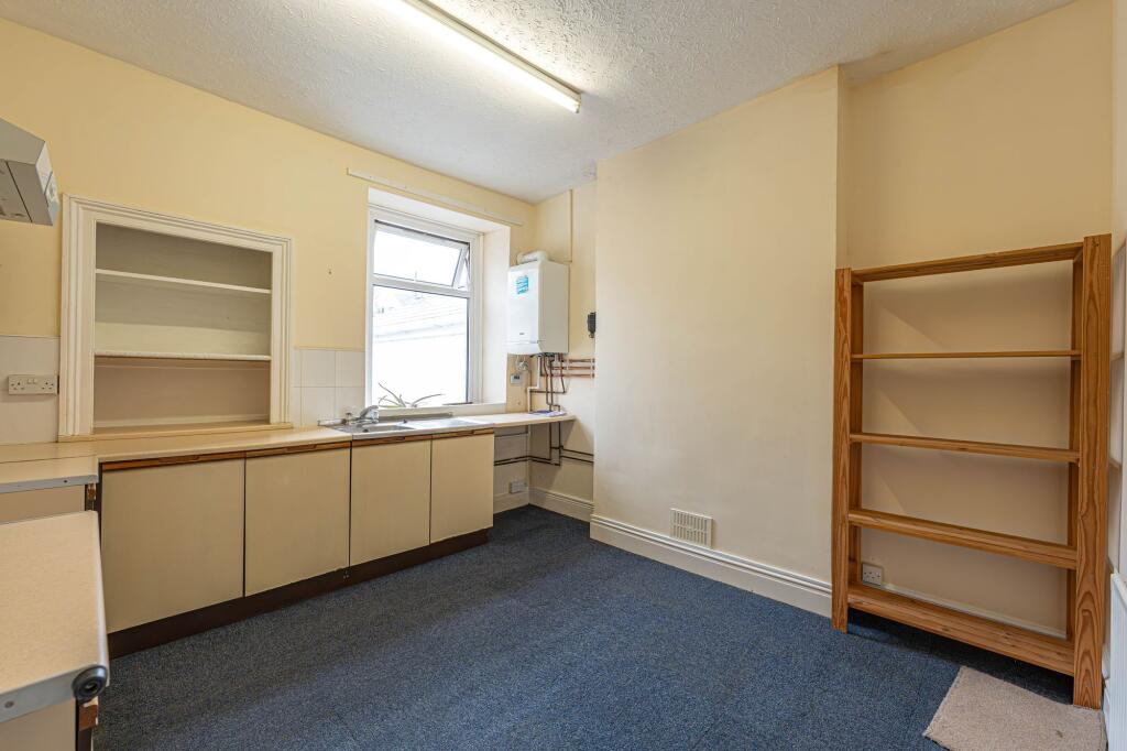 Apartment in Newport, Barnardtown, St. Julians - View 2