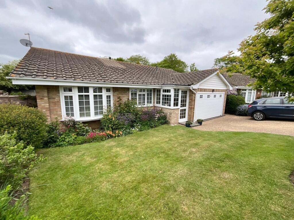 Main image of property: Effingham Drive, Cooden, Bexhill-on-Sea, TN39
