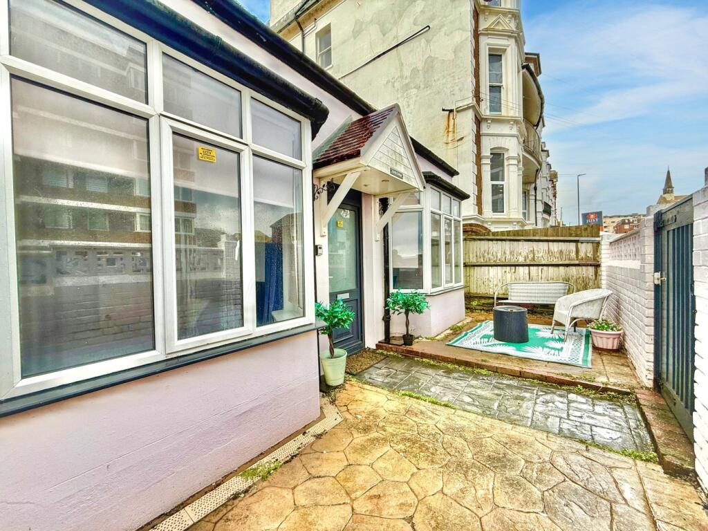 1-bed house on Sea Road, Bexhill-on-Sea, TN40, £225,000
