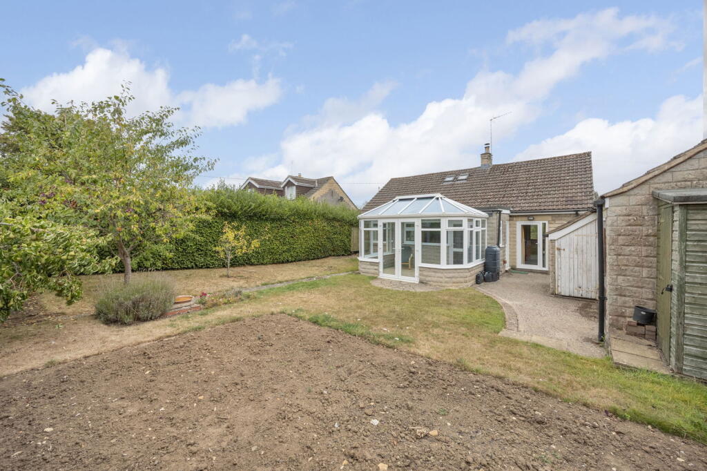 Grange Close, Whitley, Wiltshire, SN12 8QW photo 2