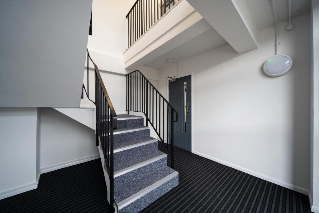 Unit B1 Hambridge Road 1.jpg