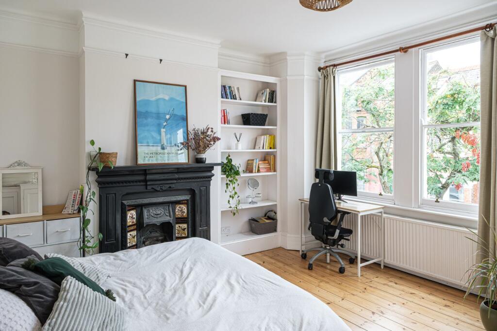 House in London - View 5