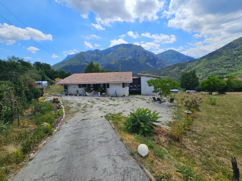 Main image of property: Languedoc-Roussillon, Aude, Artigues