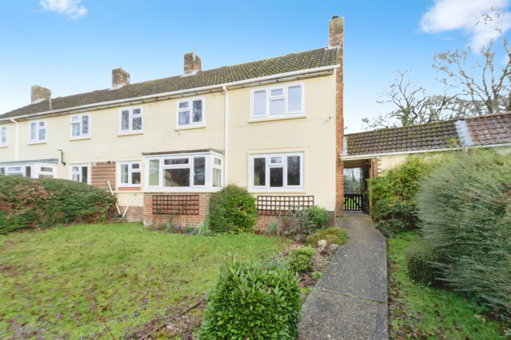 Main image of property: Redmans View, Verwood