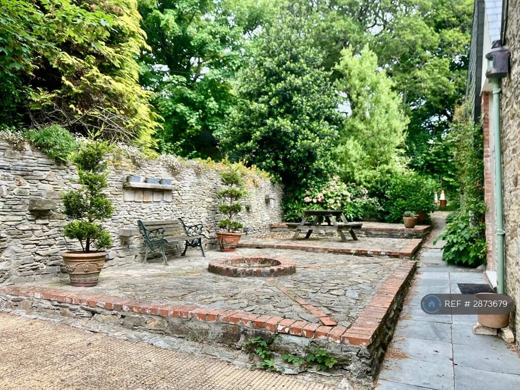 Main image of property: Peregrine Hall, Lostwithiel, PL22