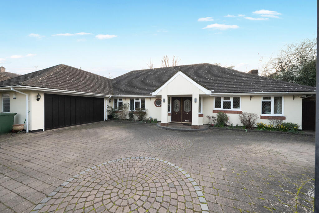 Main image of property: High Beeches, Gerrards Cross, Buckinghamshire