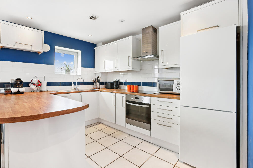 Main image of property: Holland Gardens, Brentford, London, TW8