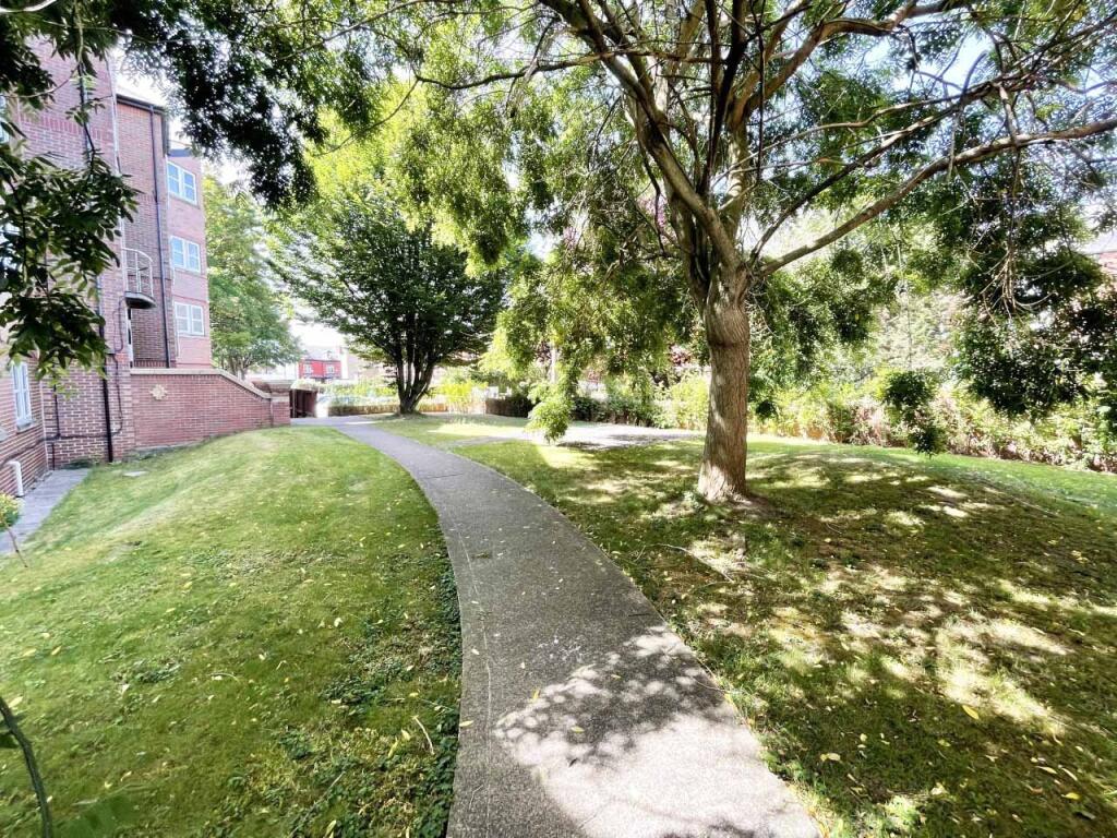 Property photo 8