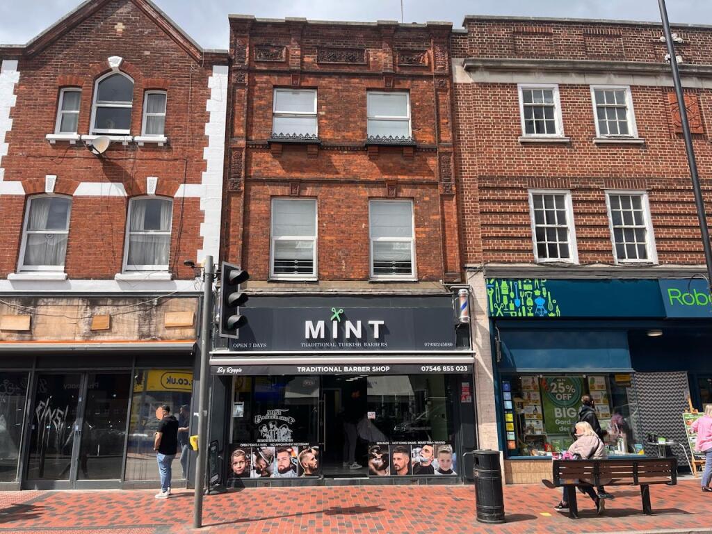 Main image of property: 24 High Street, Tonbridge, TN9 1EJ