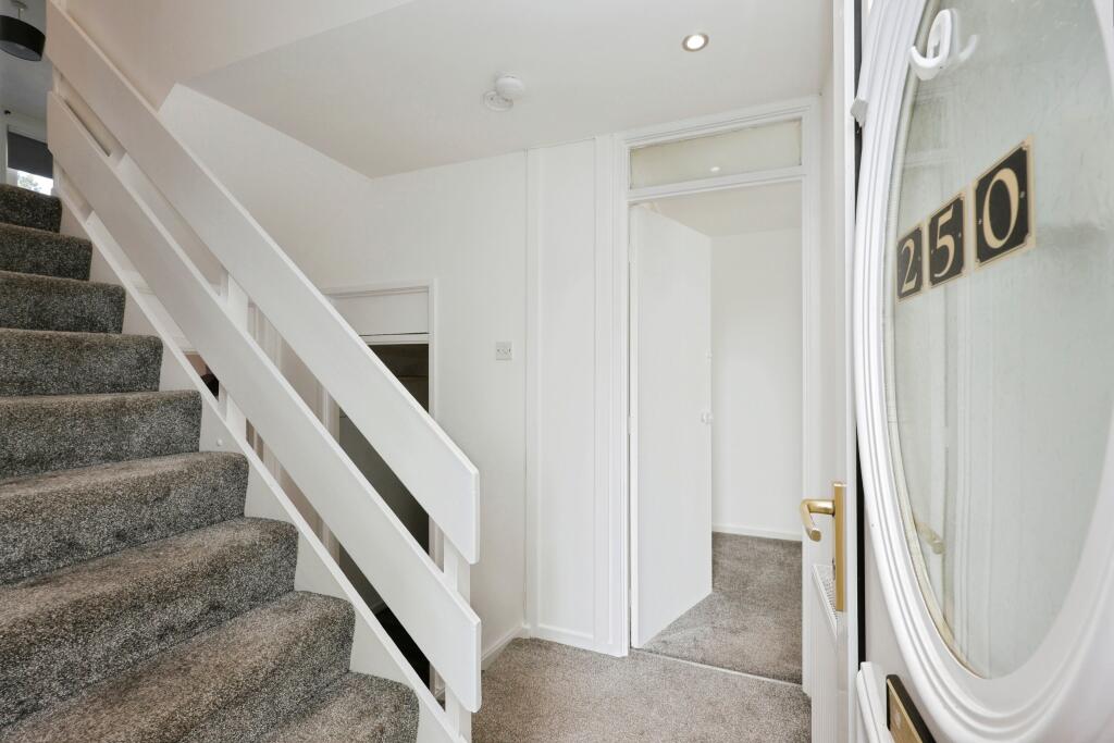 House in Kirkcaldy - View 3