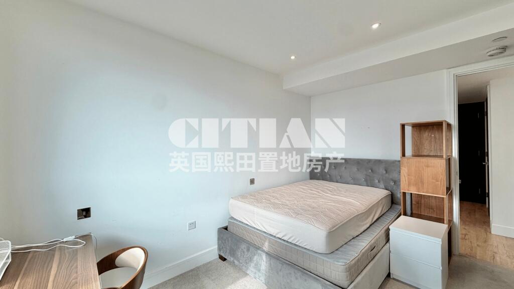Apartment in London - More
