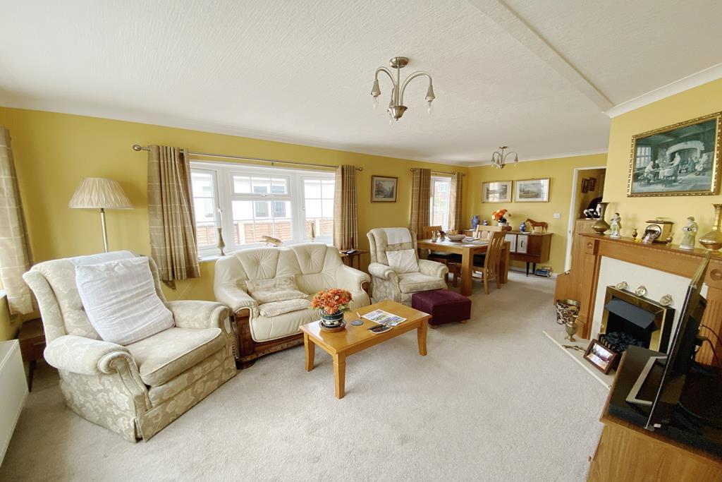 Pilgrims Park, Southampton Road, Poulner, Ringwood, Hants photo 4