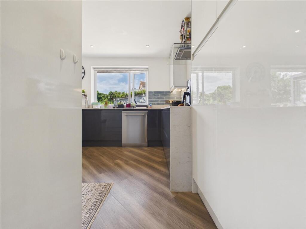 House in Newquay, Trenance - More