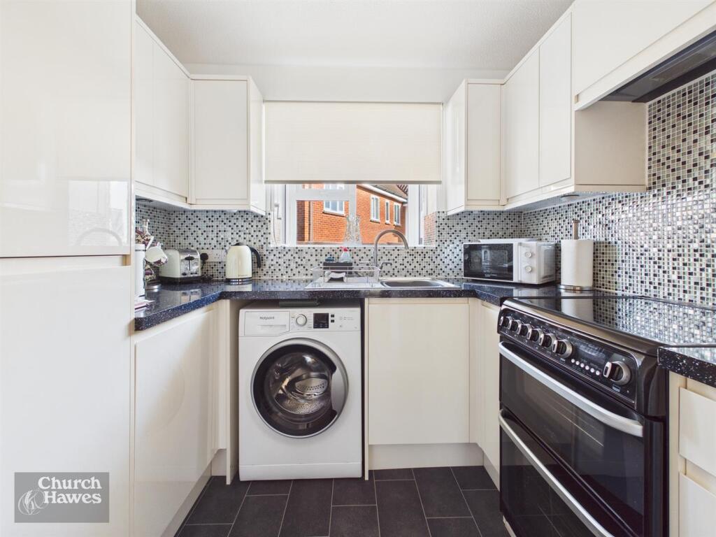 Embassy Court, Maldon photo 3