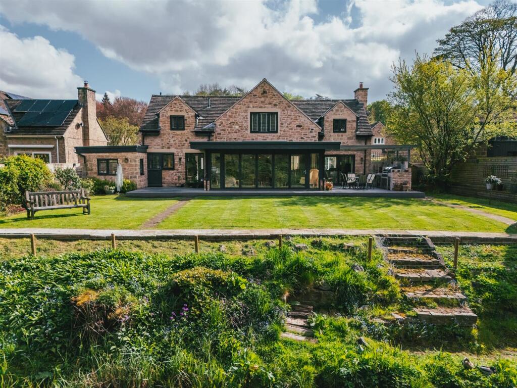 Main image of property: Derwent Drive, Baslow, Bakewell