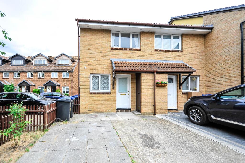 Main image of property: Ruskin Way, London, SW19