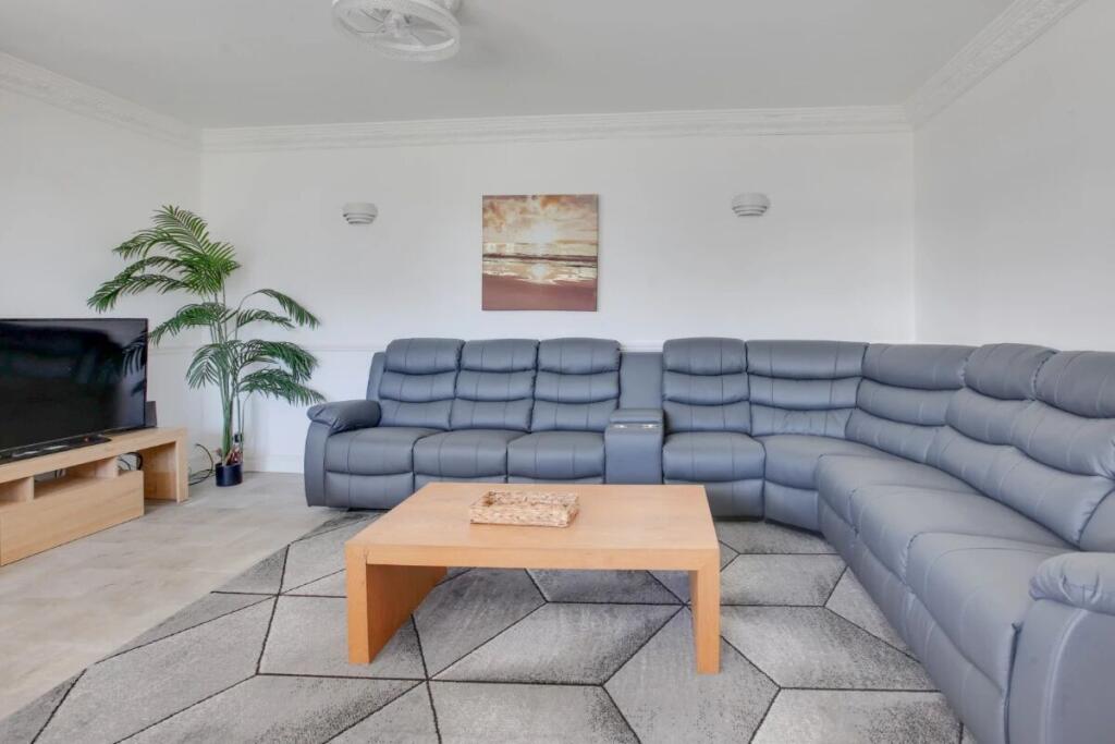 House in Southend-on-Sea, Essex - View 5