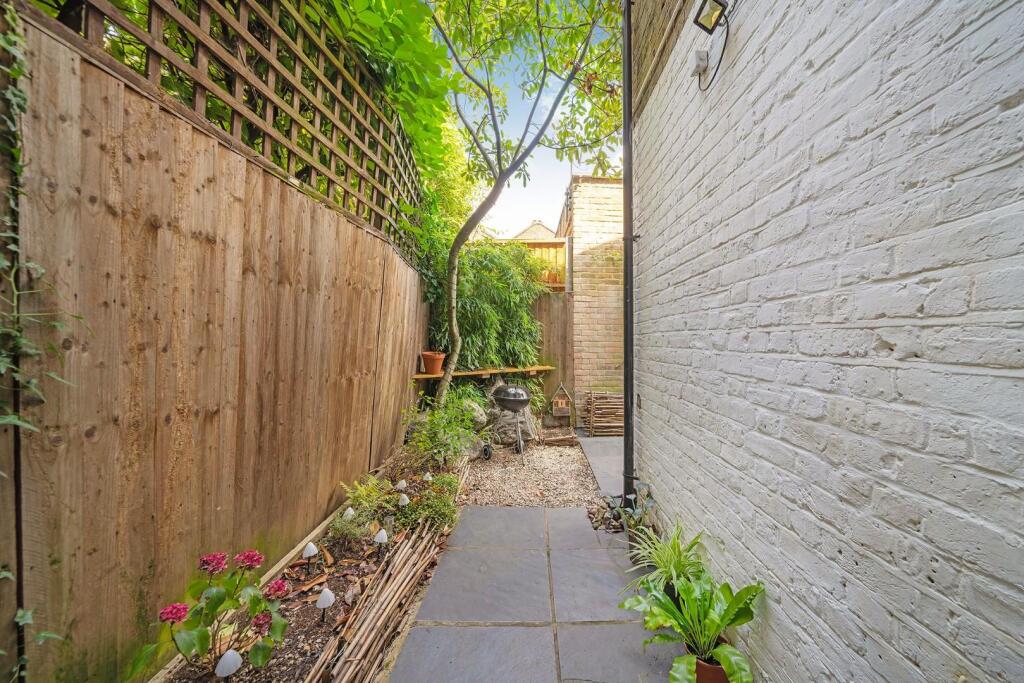 Apartment in London, Herne Hill - More