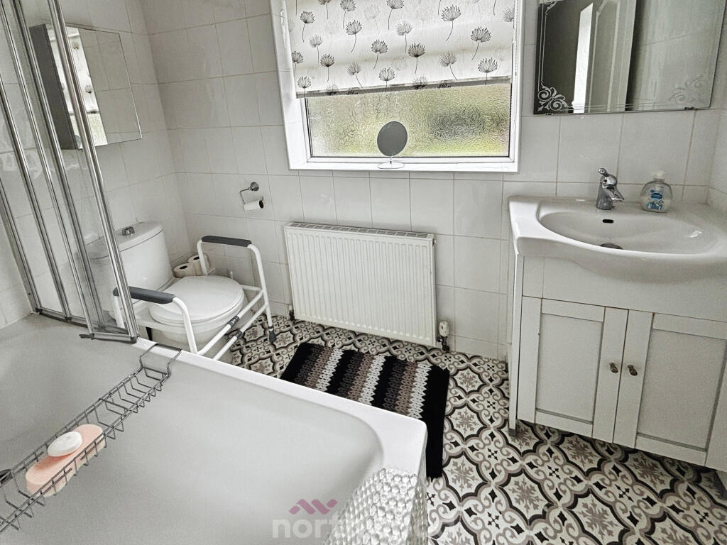 Shawfield Close, Barnby Dun, Doncaster, DN3 - More