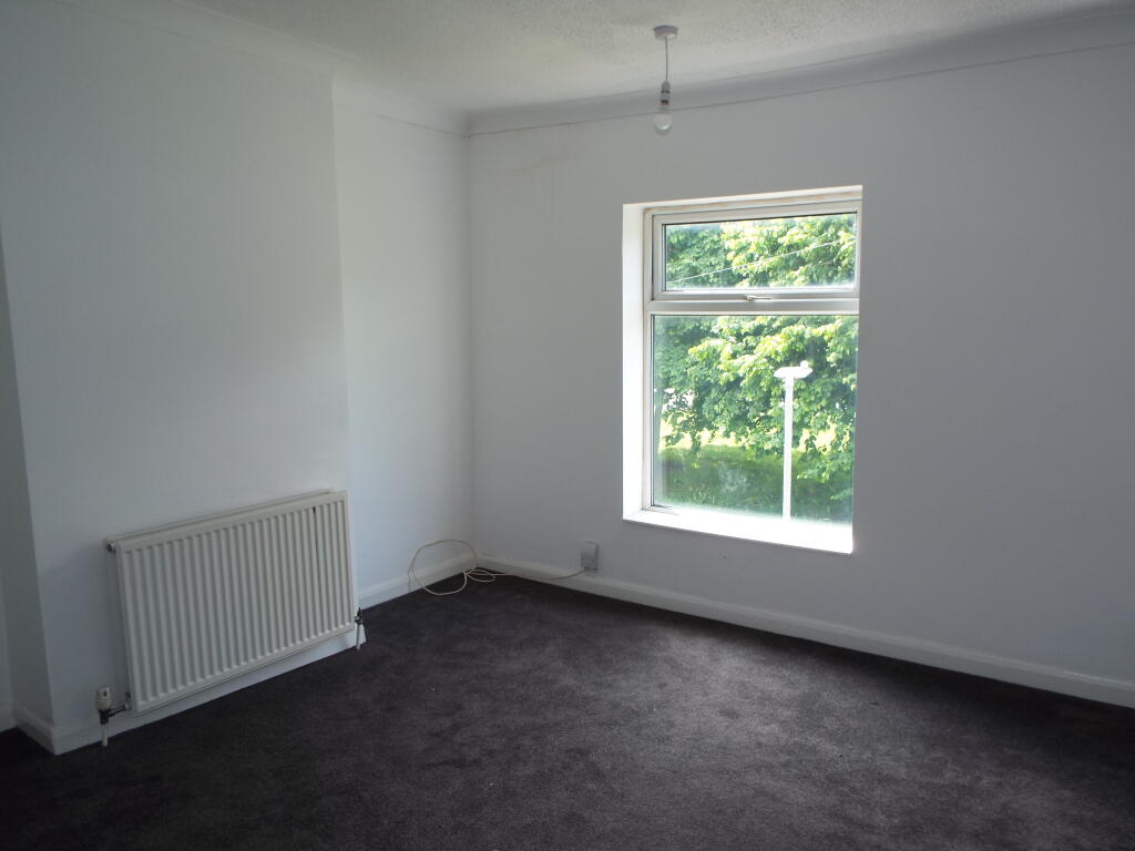House in Mansfield, Forest Town - View 5