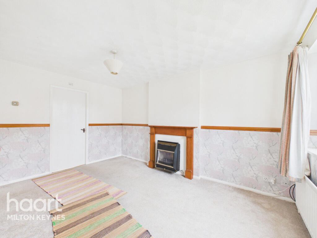 Aintree Close, Milton Keynes photo 4