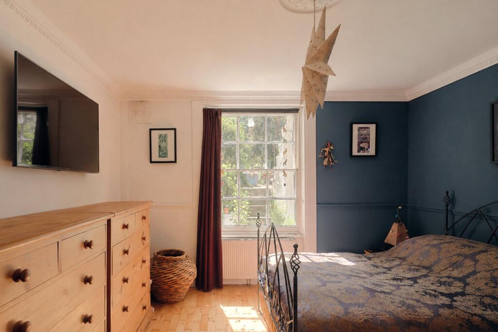 Apartment in London - View 4